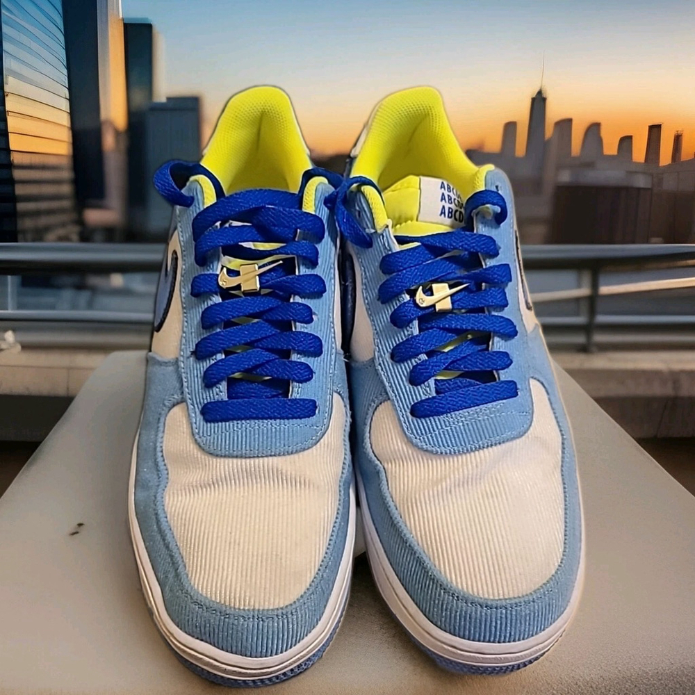 Nike Air Force 1 Low 'First Use US Size 9.5 DO7958-991 White Blue Neon Green